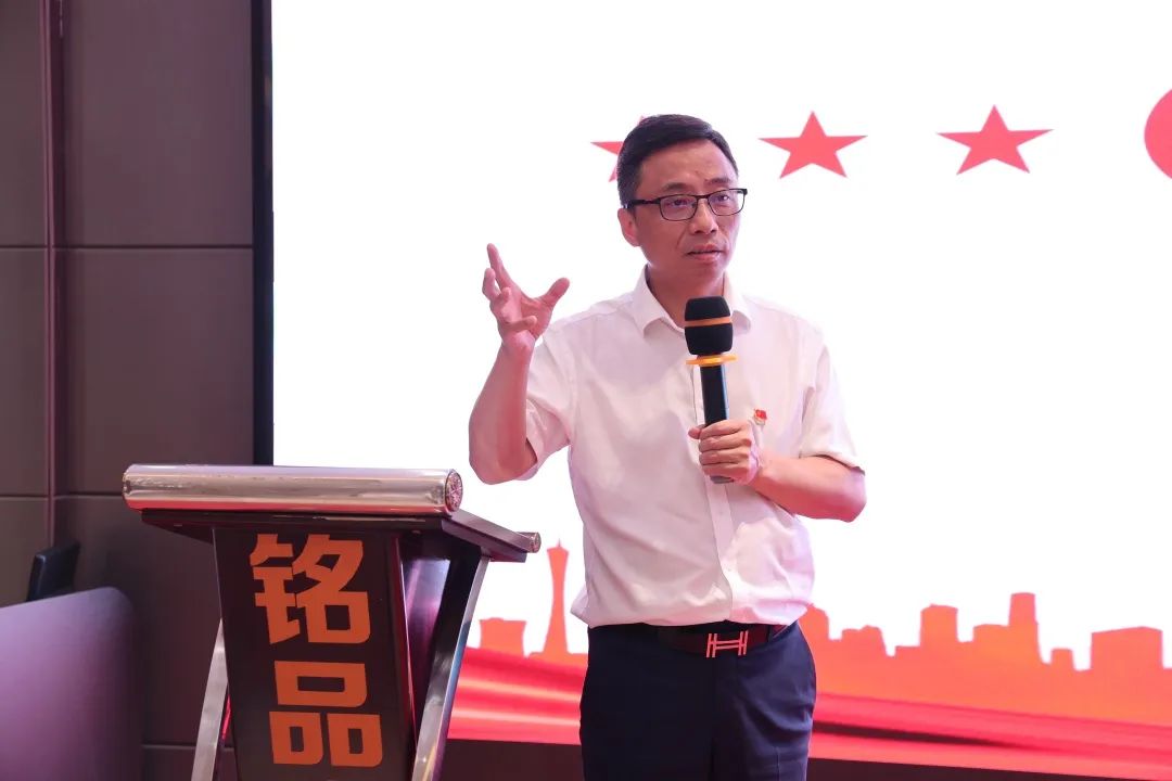 铭品党支部书记张一良致辞发言
